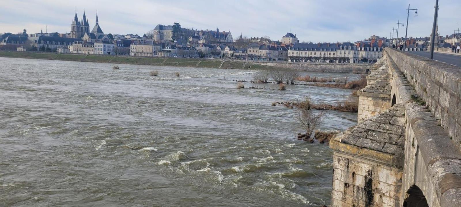 Appartement Avec Vue Sur Loire Blois Esterno foto